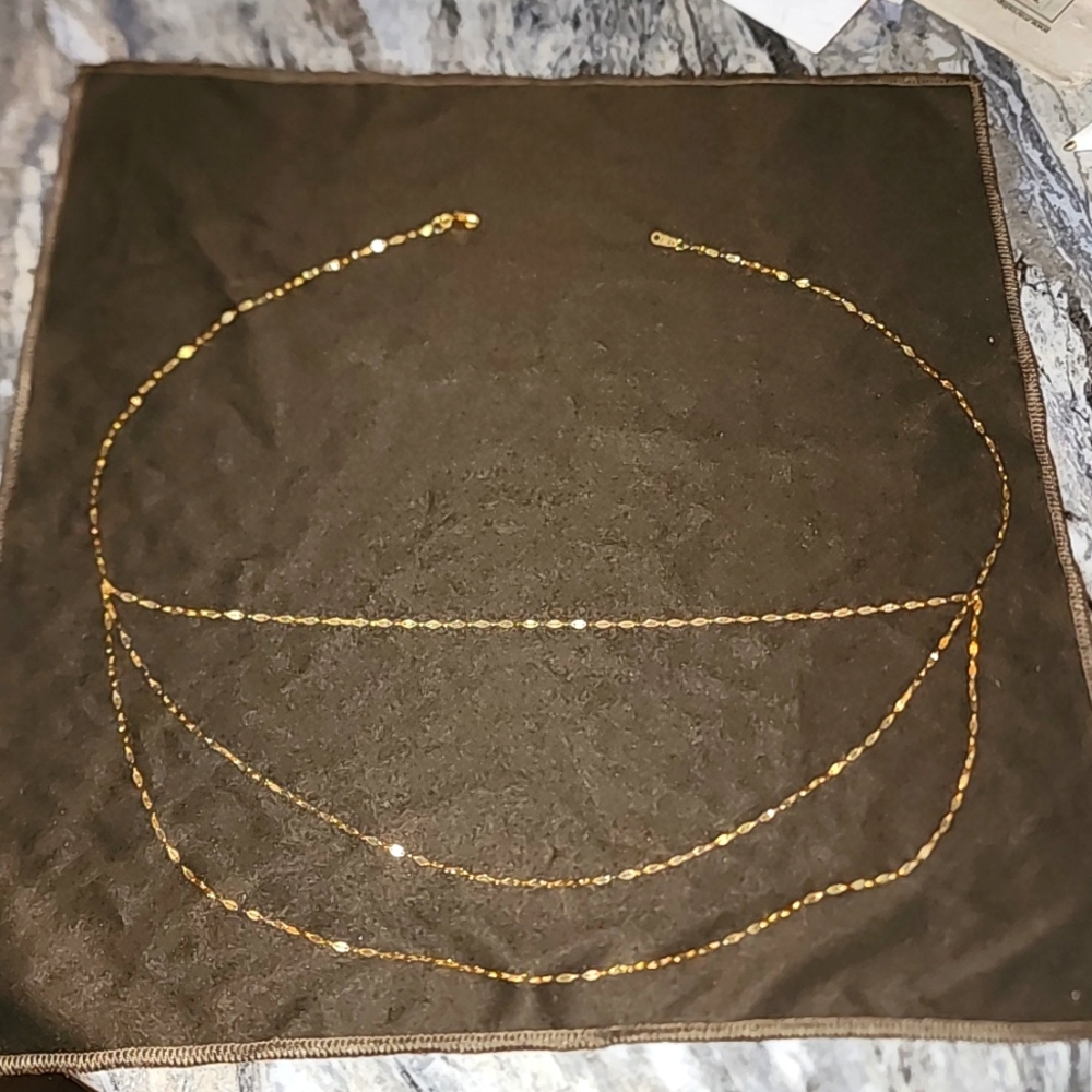 10K Yellow Gold Beautiful 3 strand Necklace